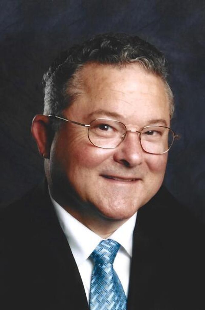 Warren Robert Tatum Profile Photo