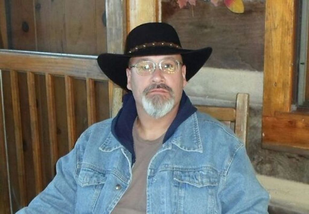 Vic Walter Kemp Profile Photo