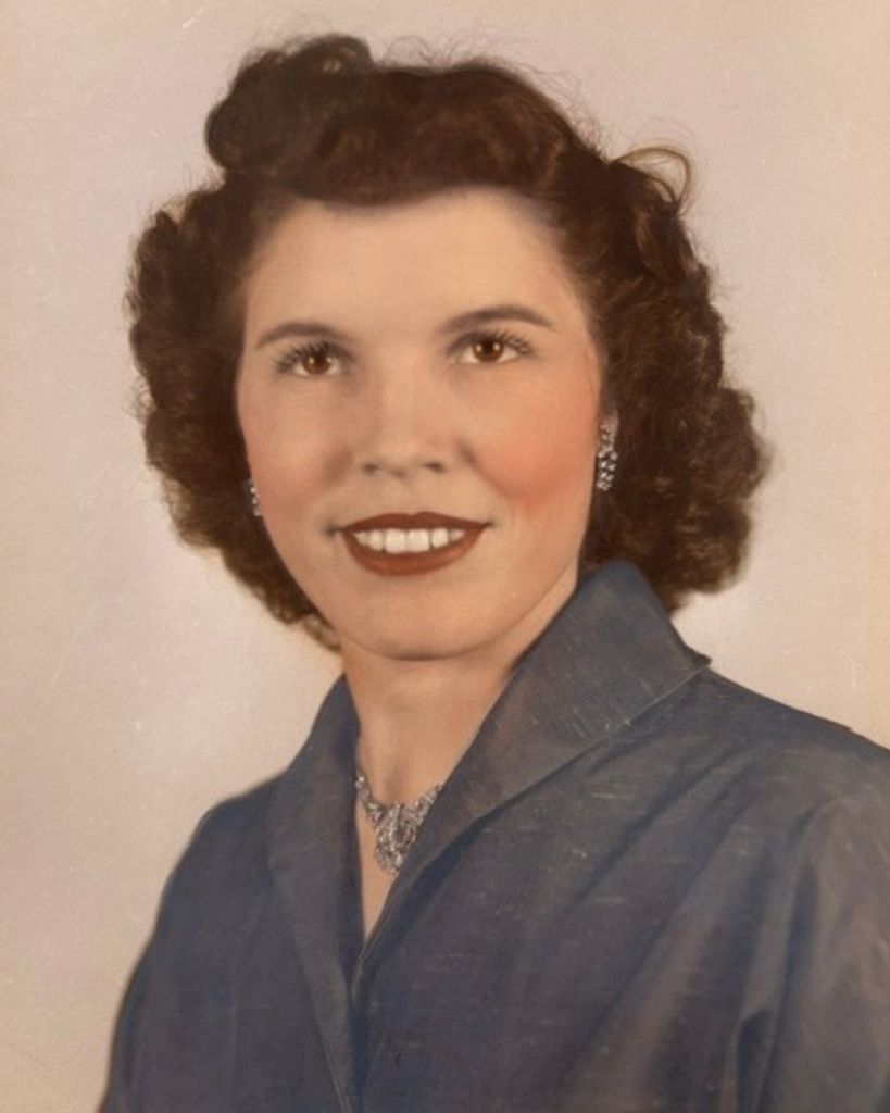 Lois Hall Profile Photo