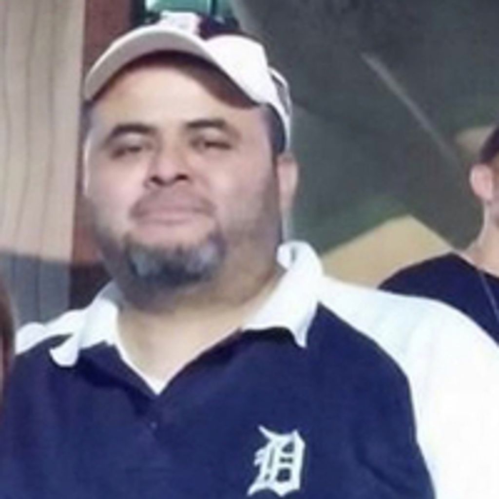 Emilio Salazar Profile Photo