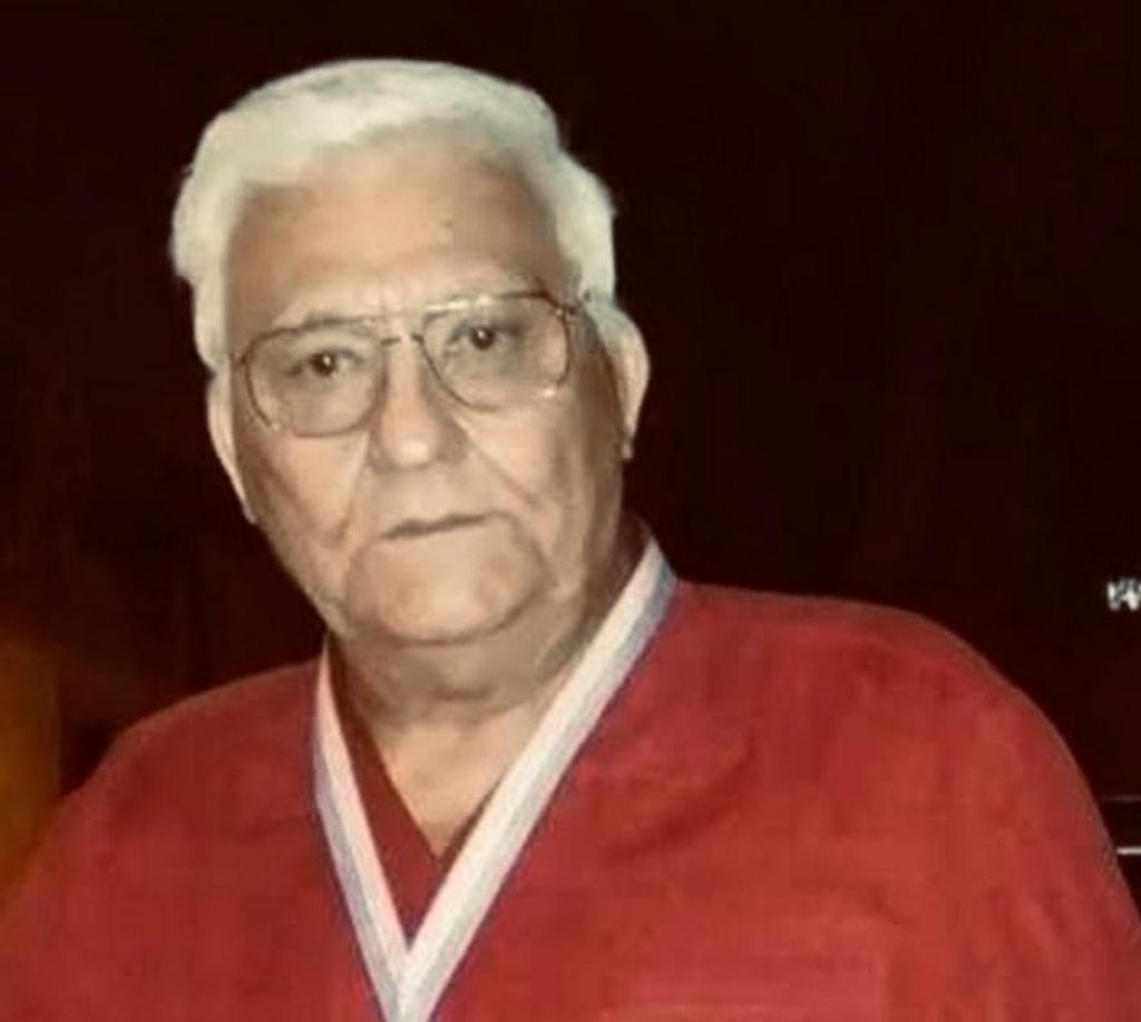 John M Gallardo Profile Photo