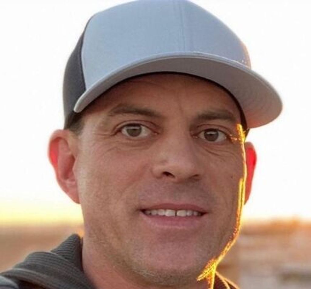 Charles Edwin Johnson Profile Photo