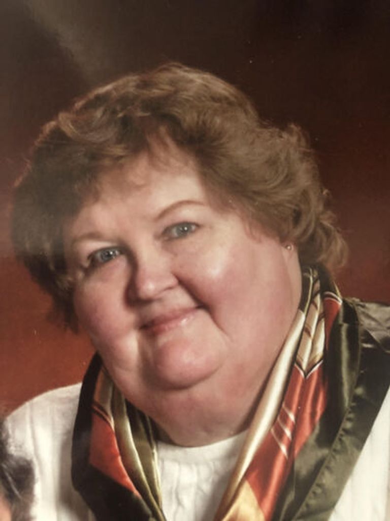 Linda Clum Profile Photo