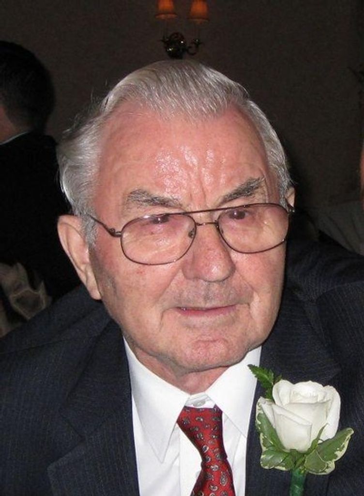 Augie Nielsen Profile Photo