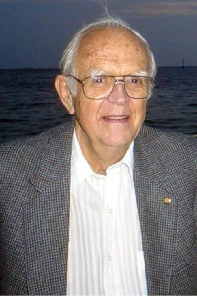 Dr. Barnes W. Mccormick Profile Photo