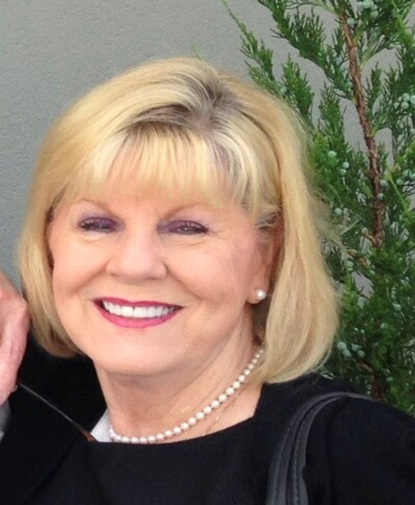 Elizabeth Hoxie Stillwell Profile Photo