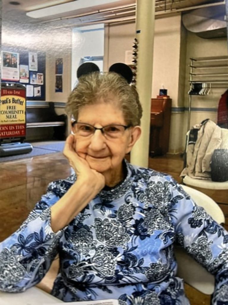 Elizabeth L. Diaz Profile Photo