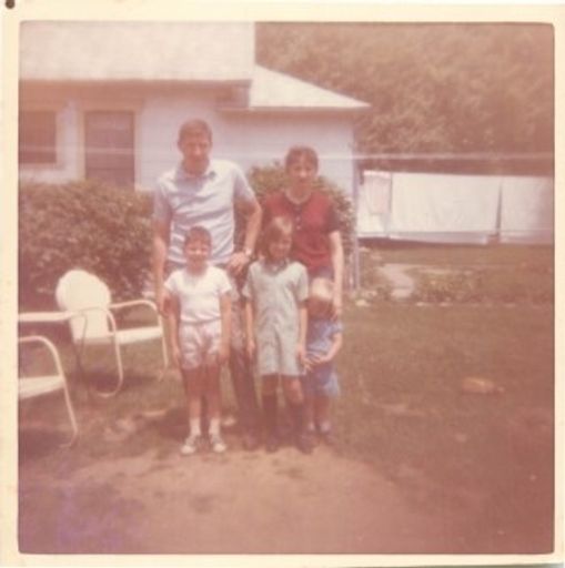 George T. Hooten photo gallery thumbnail 11 of 48