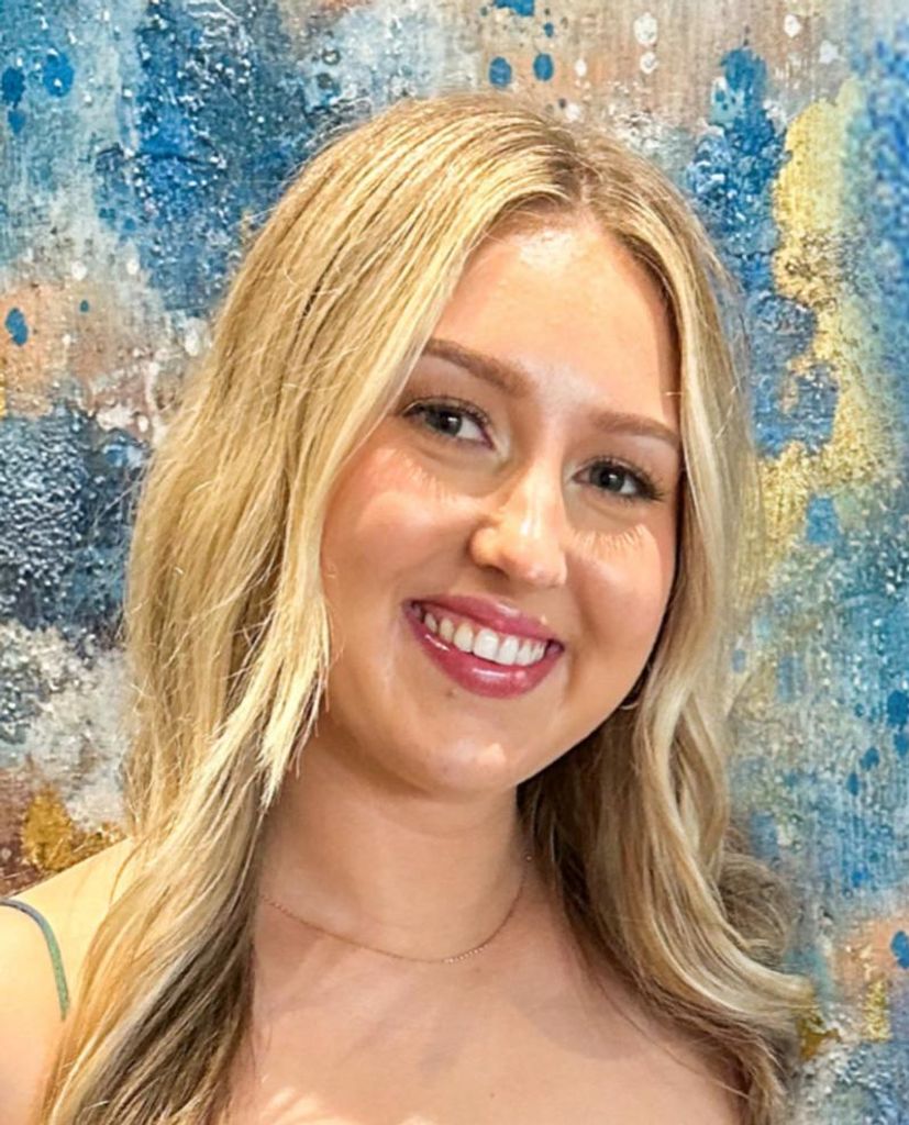Ashlyn J Ostgren