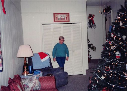 Alice Thompson Benton photo gallery thumbnail 23 of 42