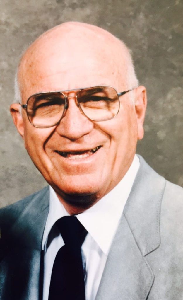 Thomas, Dr. William 'Ralph'