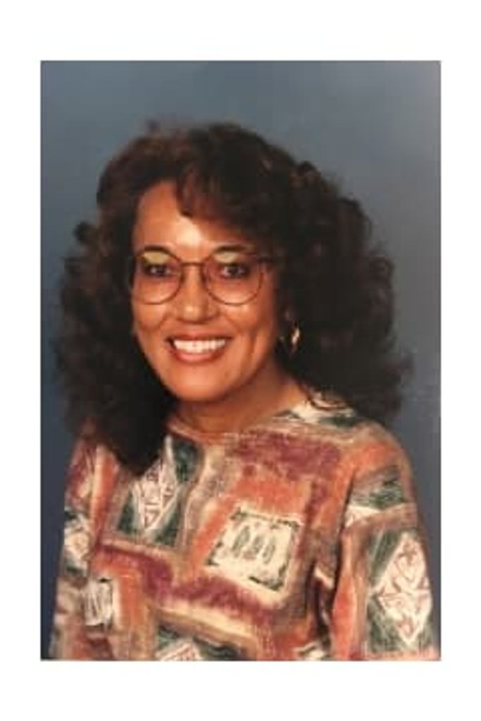 Ms. Luverne  Bonner