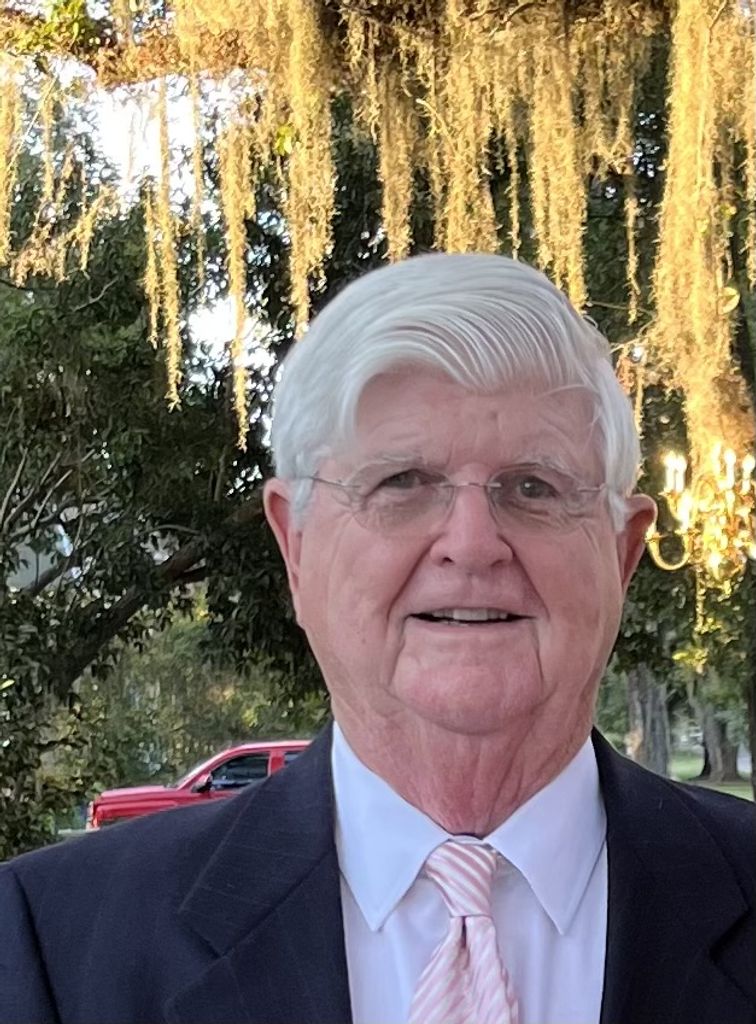 Thomas Vinson Profile Photo