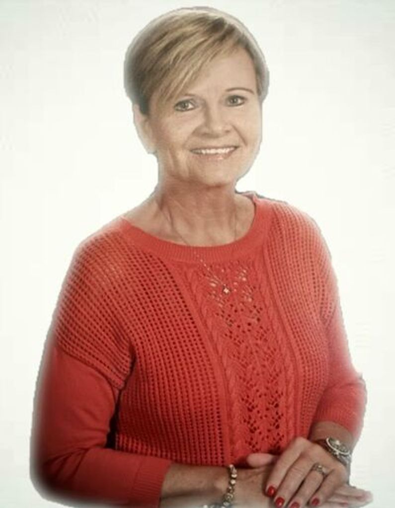 Carolyn Svatek Salazar Profile Photo