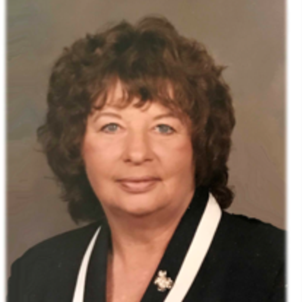 Leanna M. Hopp Profile Photo