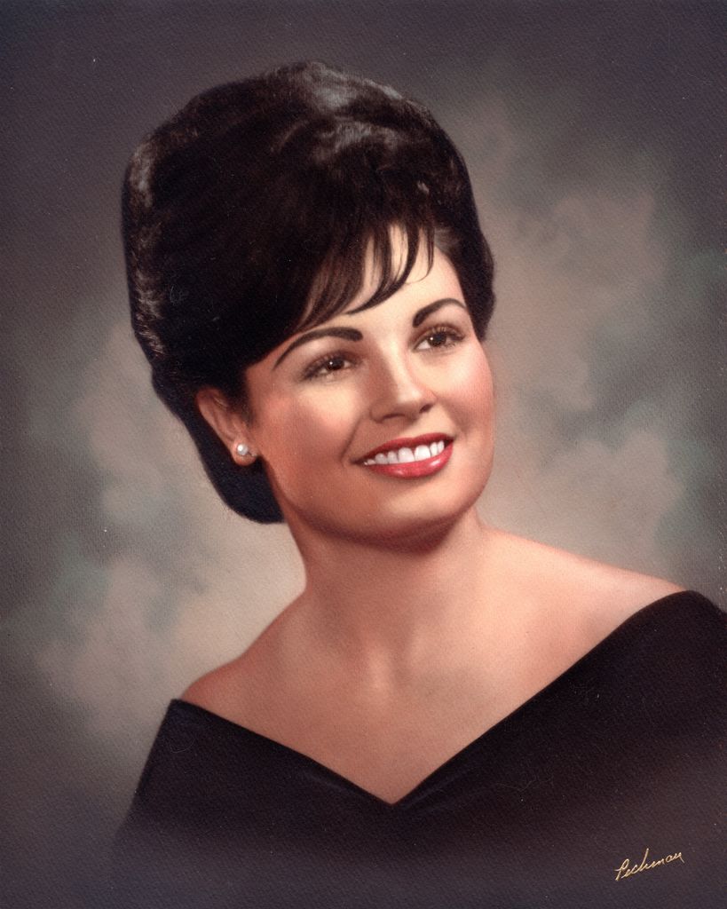 Sharon Faye Zachowski Profile Photo