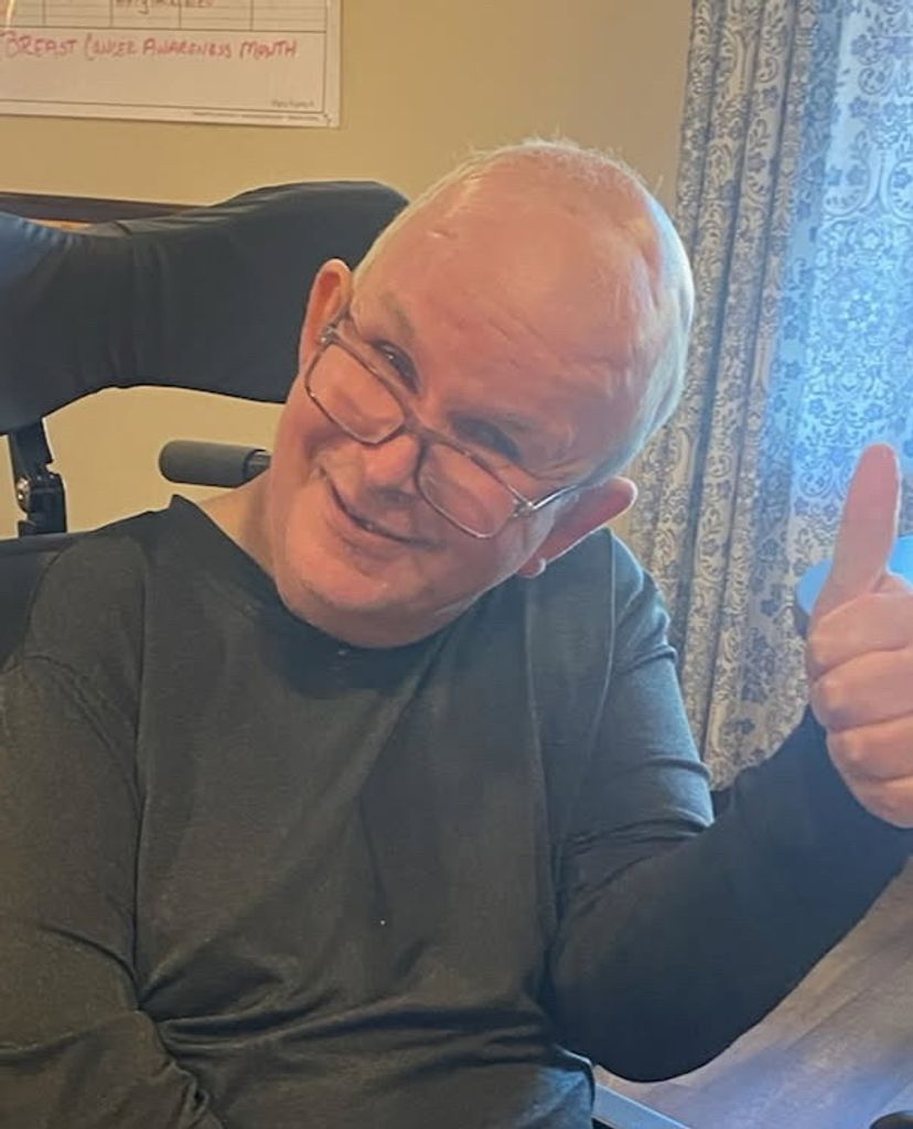 Jeffrey Ellis Roberts Profile Photo