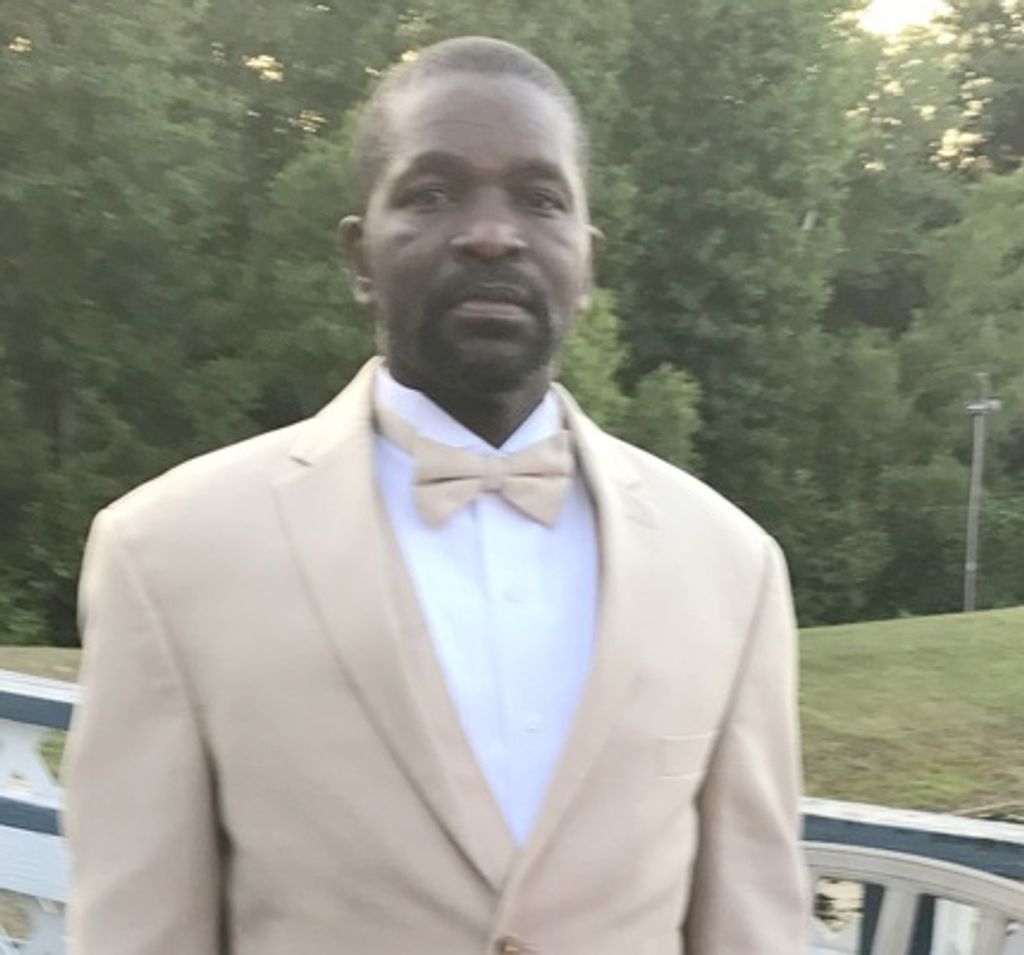 Dennis Edward Smith Profile Photo