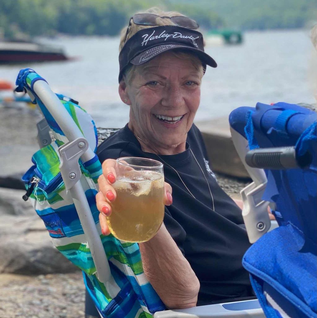 Betty Douthitt Profile Photo