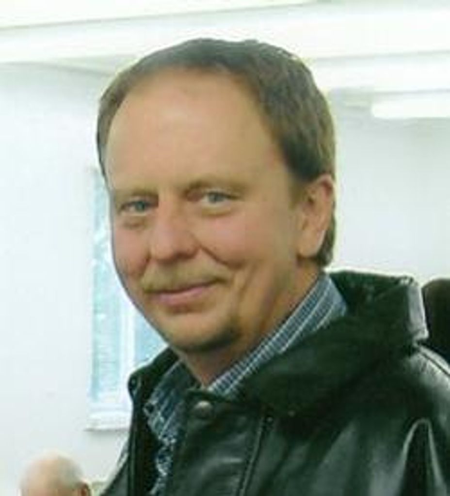 Mark J Hungerford
