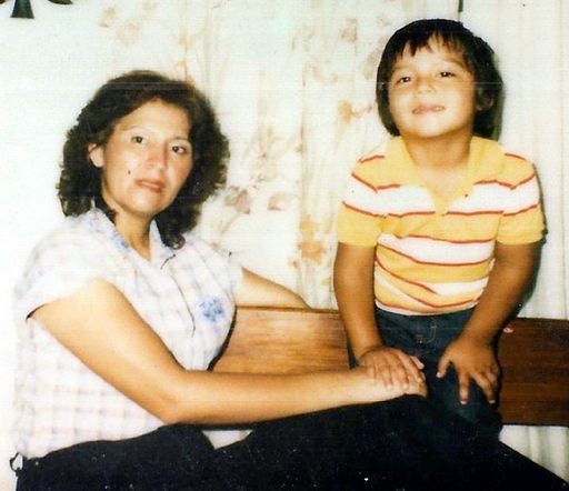 Yolanda C. Gonzalez photo gallery thumbnail 92 of 357