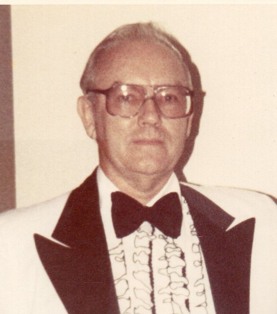 Robert W. Lautenslager