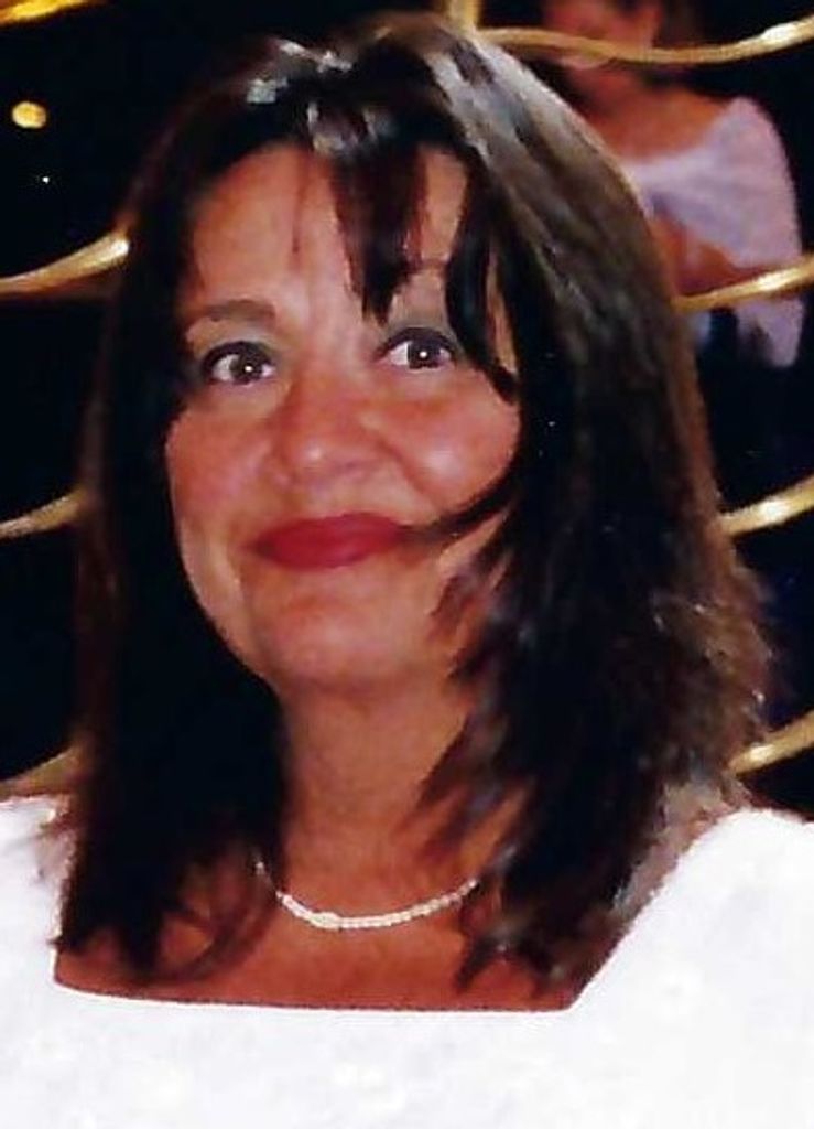 Linda Sue Apadula