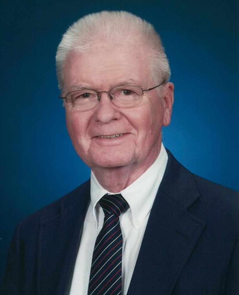 Raymond W. Hellweg, Md Profile Photo