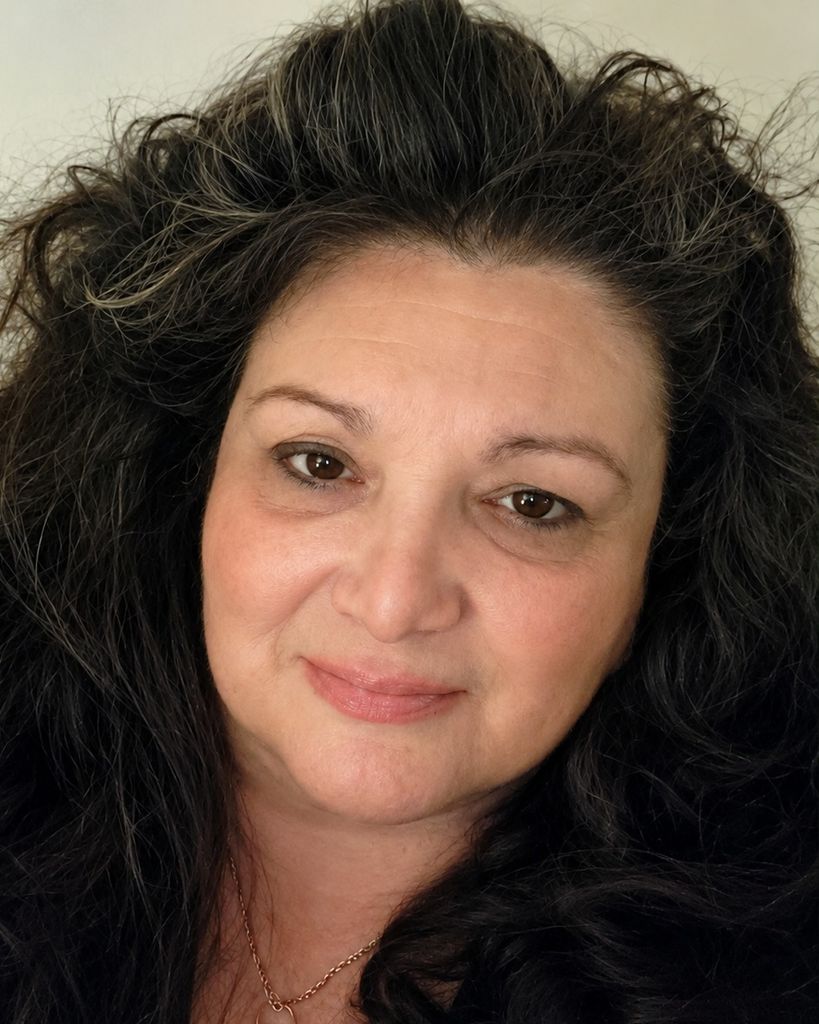 Colleen Robin Tiano