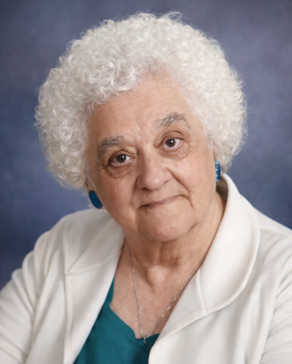 Marcella Vivian Maly's obituary image