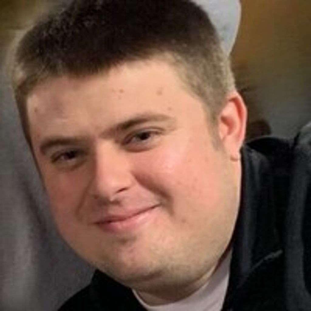 Travis D Kedrowski