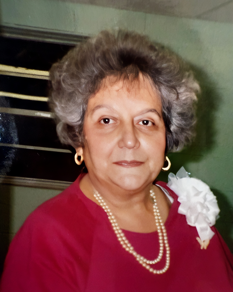 Elizabeth Farris Profile Photo