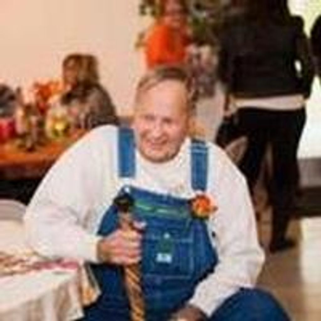 Tommy Sharp Profile Photo