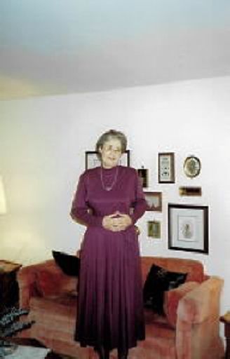 Barbara Paul photo gallery thumbnail 24 of 71