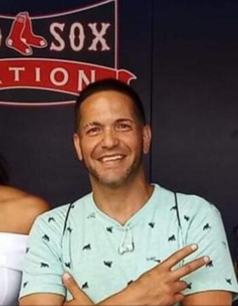 Edgar Orlando (Chicki)  De La Roca Profile Photo