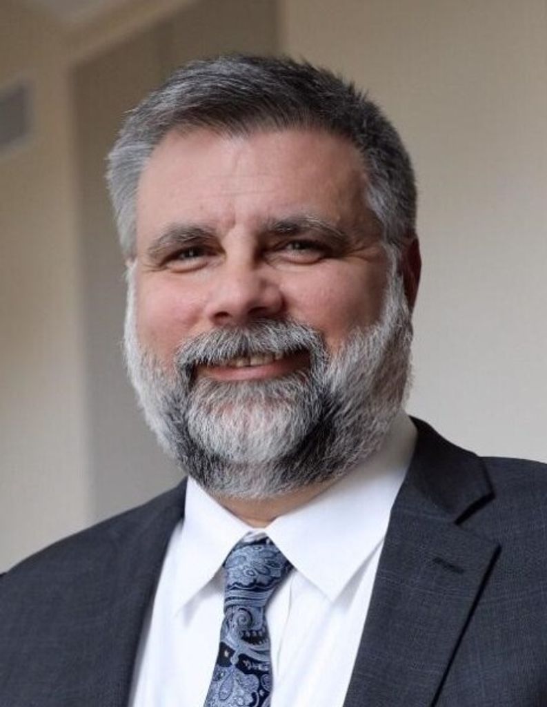 Dr. Michael Schmiederer