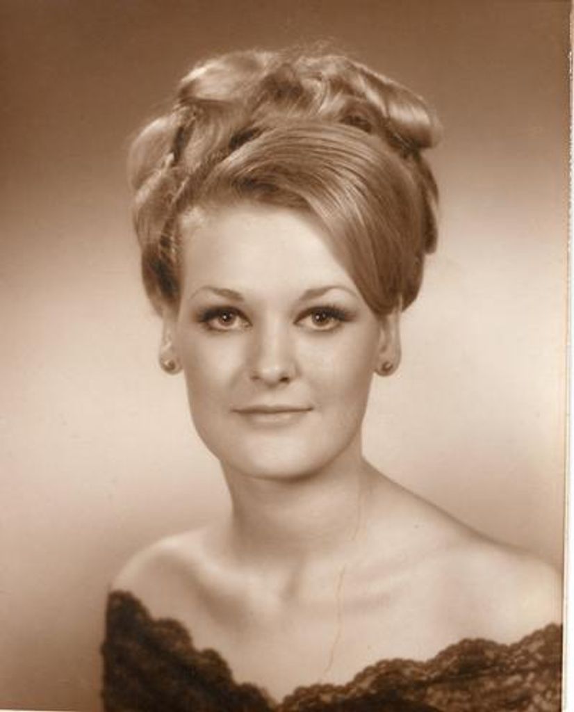 Kati (Griffin) Maines Profile Photo