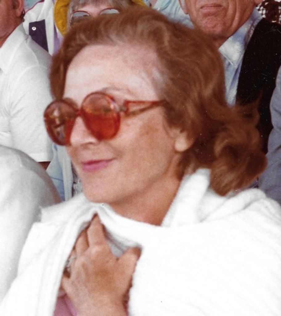 Jeanne "Janou" Helene Walcutt Profile Photo