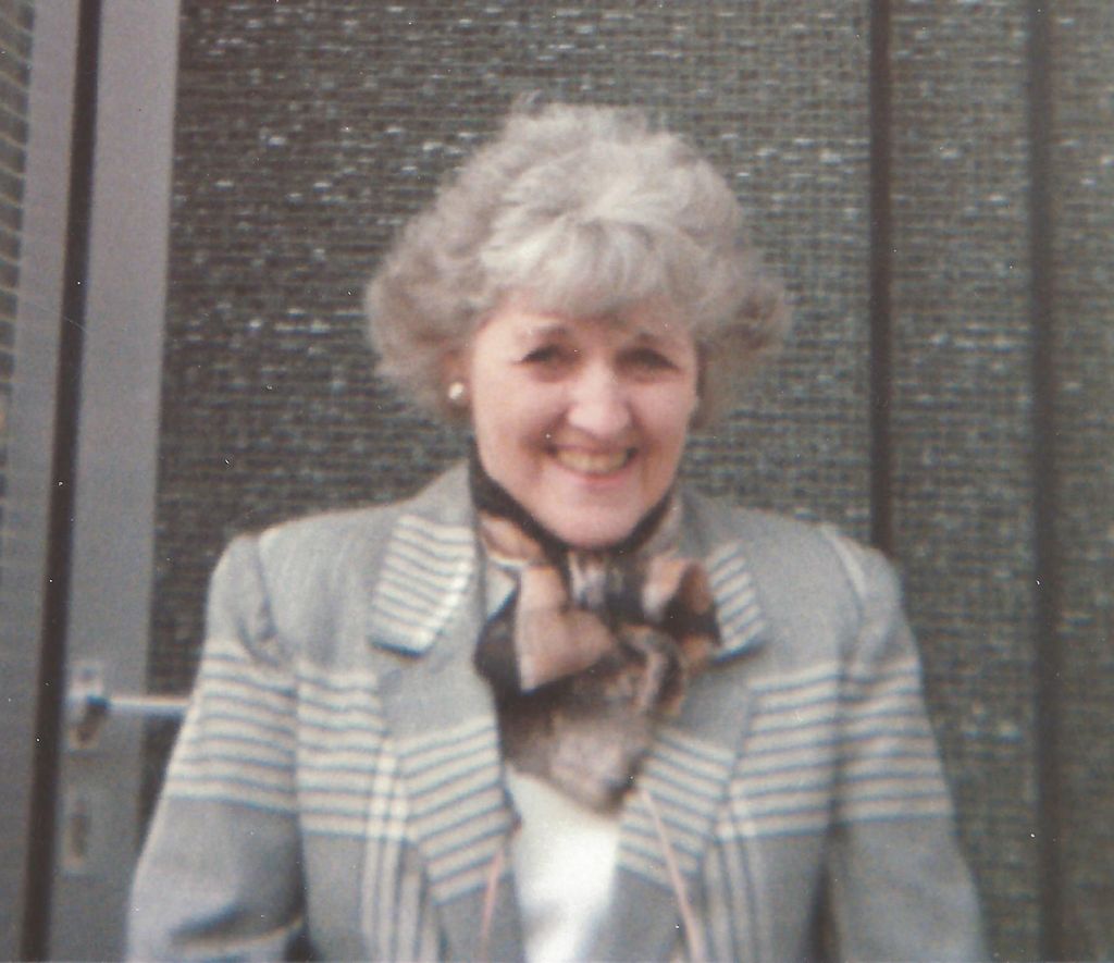 Elaine Margaret Stringham Woolfenden