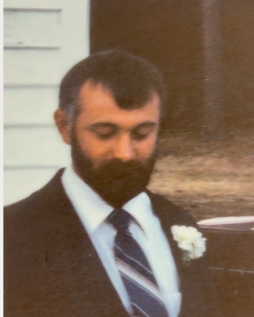 Chester Stanley Hoell Profile Photo