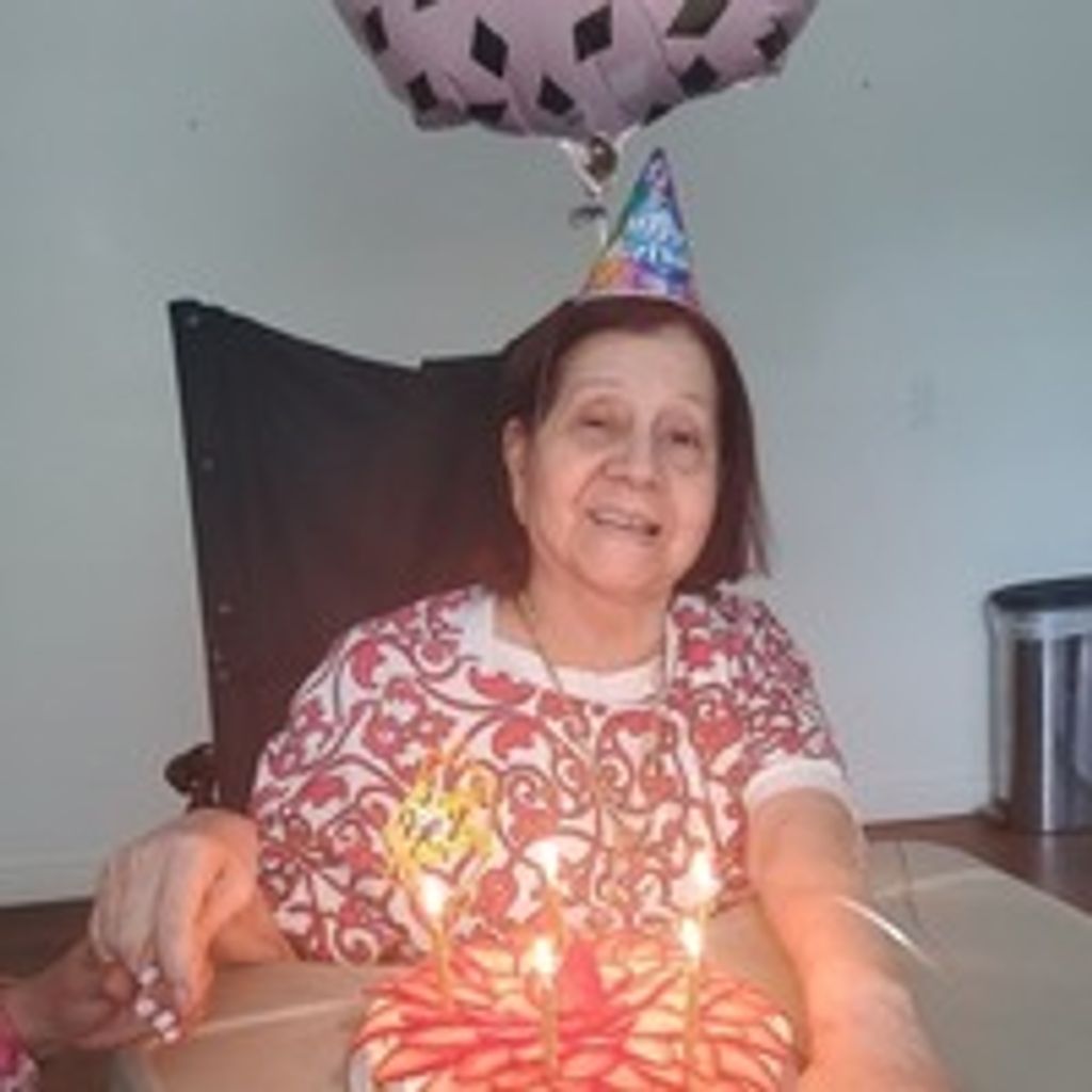 Gladys Ondina Cardona Profile Photo