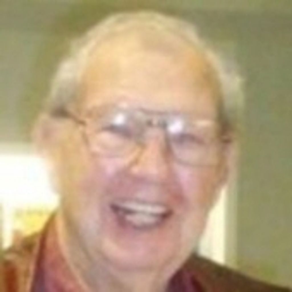 Everett Macke
