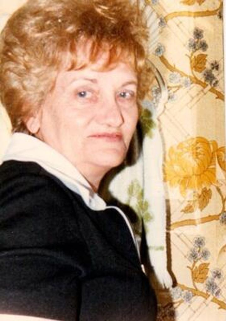 Lina West Profile Photo