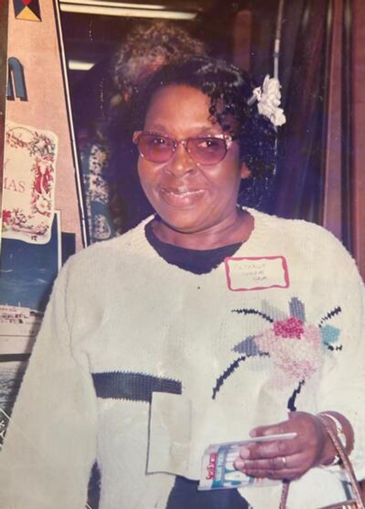 Ms.Gloria May Campbell Profile Photo