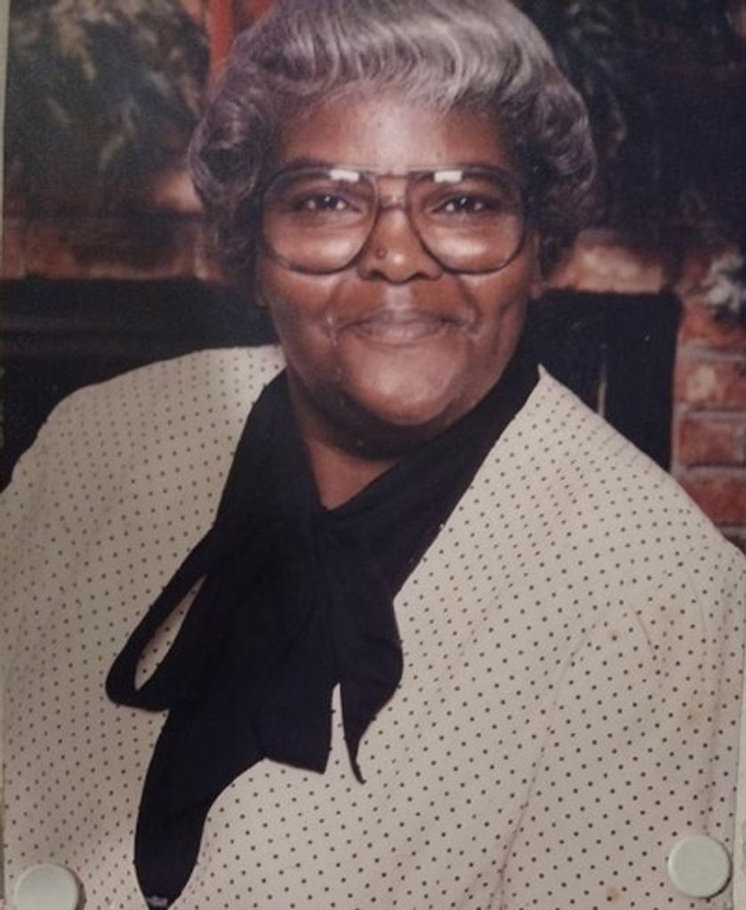 Queenie T Gibson Profile Photo