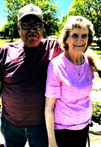 Bettye Jane (Lawless)  Garza photo gallery thumbnail 81 of 112