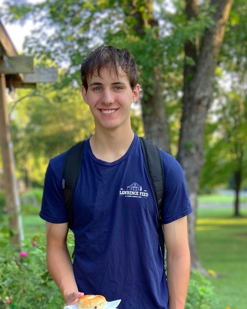 Rian Paxton Russell Carlsten Profile Photo