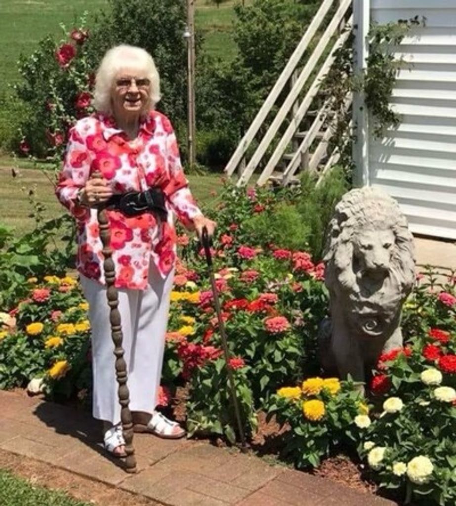 Lucy Ayers Hendrick Profile Photo