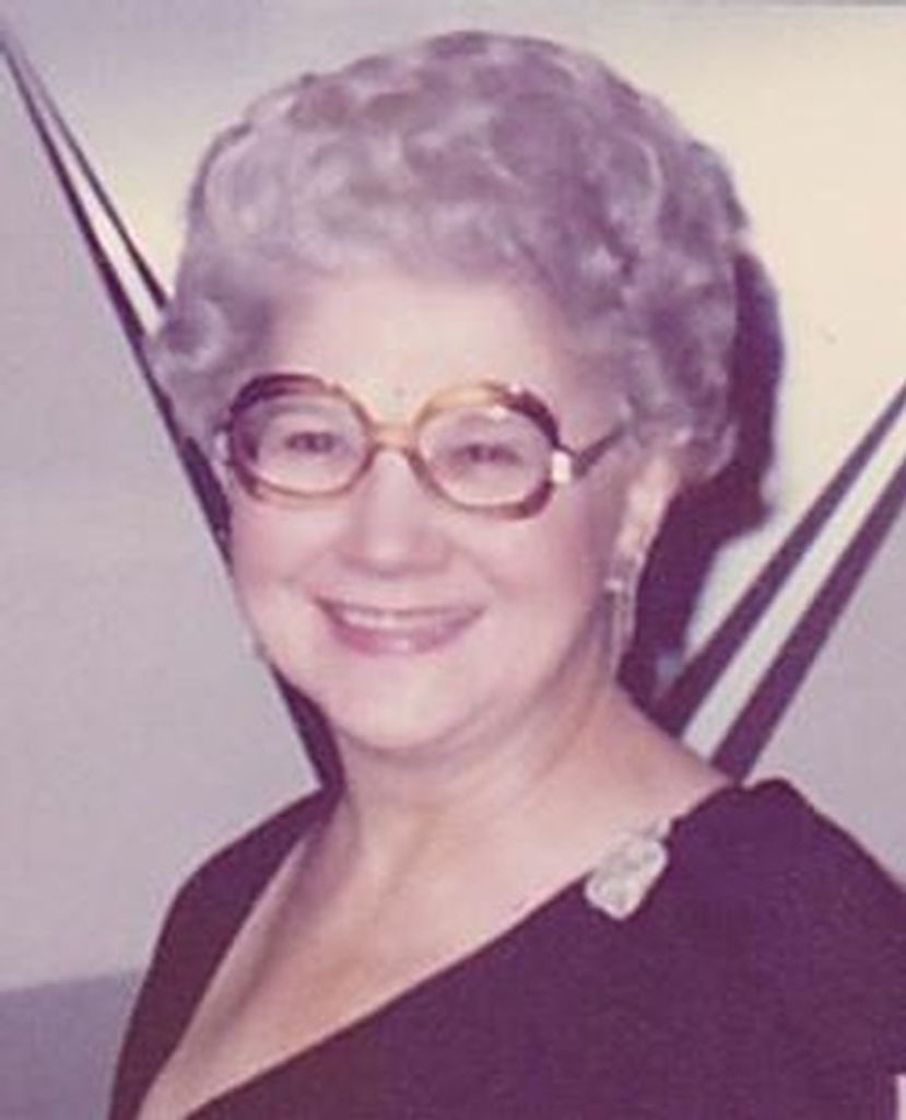 Helen Louise Hannon Profile Photo