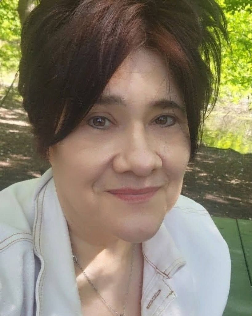 Lisa Lynn Bult Profile Photo